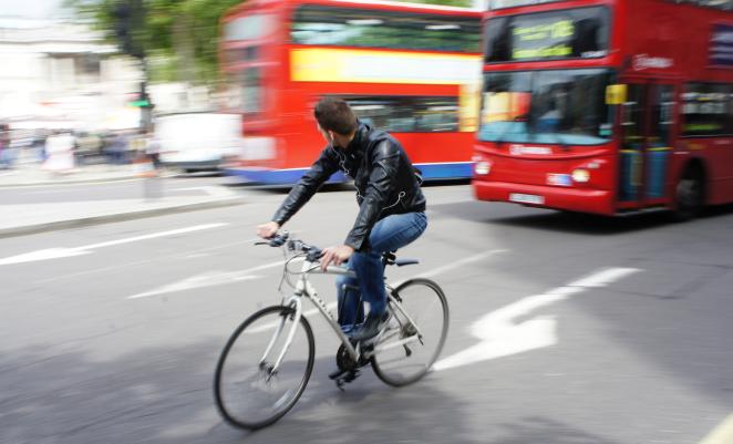 Cycling in London 