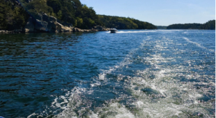 small vessel underwater noise