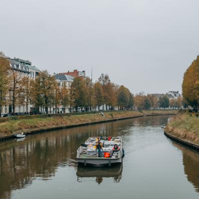 boat 2 houses