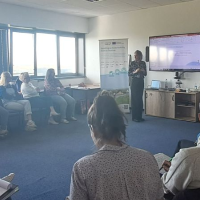 Participants in the first Theory of Change workshop in Pas de Calais listen to the presentation.